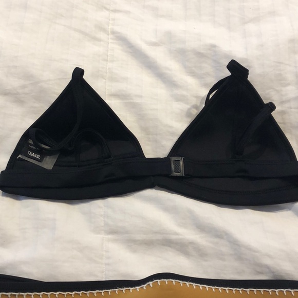 Triangl Swimwear Farrah Bikini - Picture 6 of 8